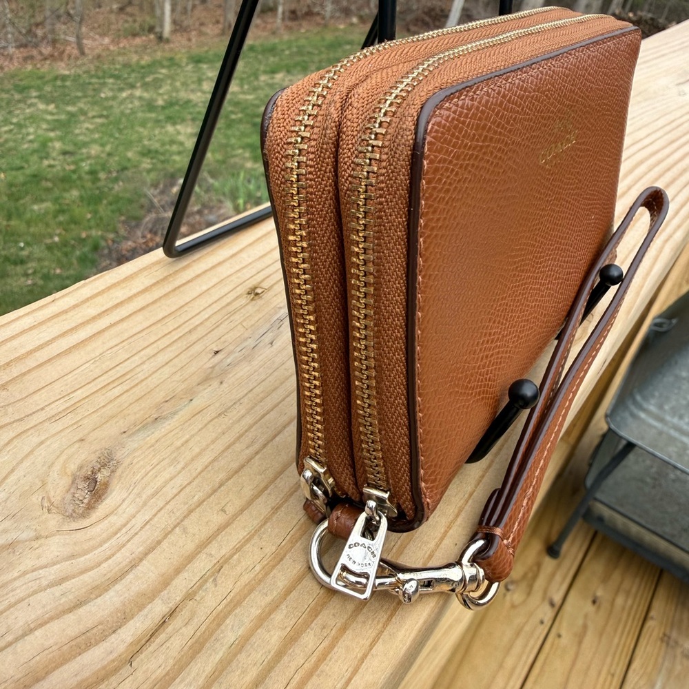 COACH Tan/Brown Leather Double Zip Wallet w/wristlet strap - Picture 3 of 5